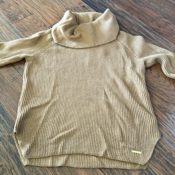 Michael Kors size small cowl neck sweater NWT - Picture 7 of 9